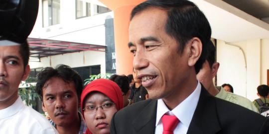 Jokowi rombak pejabat eselon II