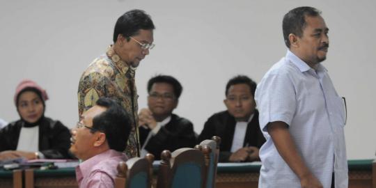 PKS heran pelajar di Makassar transfer Rp 2 miliar ke Fathanah