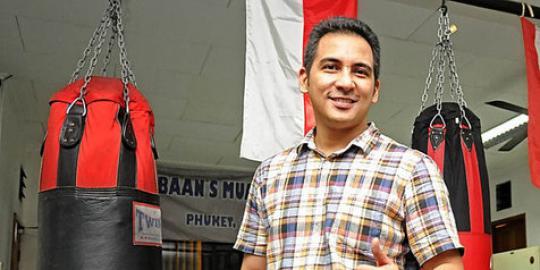 Frans Mohede prihatin kisruh di PB Muay Thai
