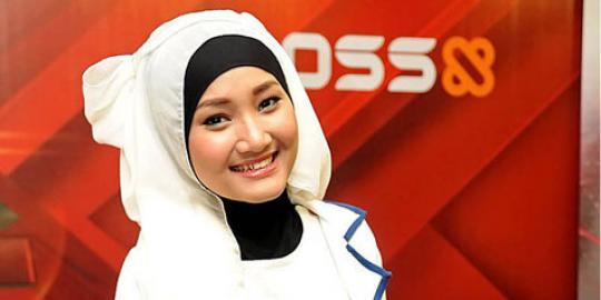 Fatinistic rela jual sepatu demi nonton Fatin
