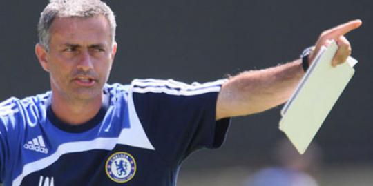 Cech: Mourinho datang, ambisi Chelsea terbayar