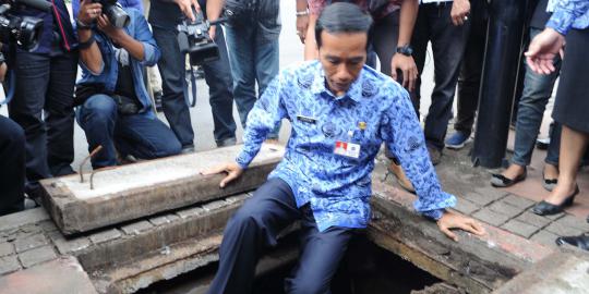 5 Perlawanan warga terhadap rencana interpelasi Jokowi