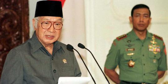 Sebut Soeharto menang Pilpres 2014, Prabowo ingin Orde Baru