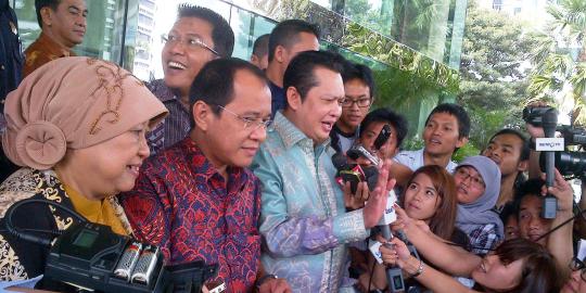 Bambang Soesatyo dkk laporkan Boediono ke KPK