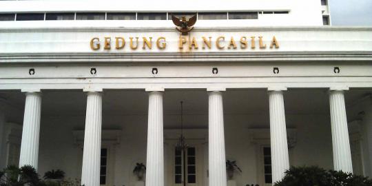 Napak tilas gedung Volksraad, tempat lahirnya Pancasila