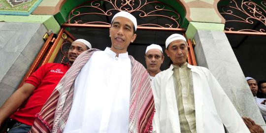 Jokowi urusi sekolah dan masjid, Ahok evaluasi KJS