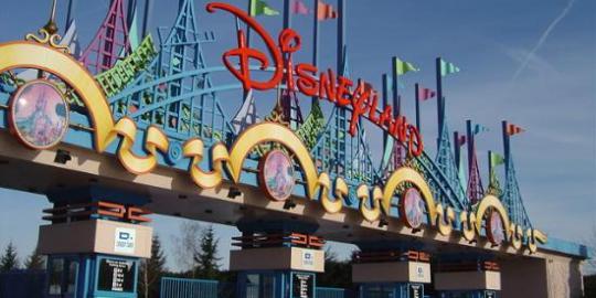 Pangeran Saudi sewa Disneyland rayakan kelulusan
