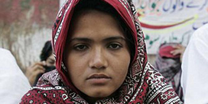 Seret pemerkosa ke pengadilan gadis Pakistan  ini hendak 