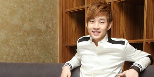 Henry Super Junior M rilis higlight medley album debut TRAP