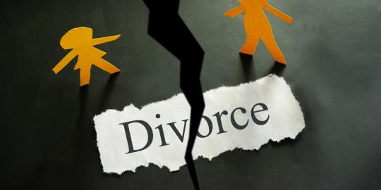 8 Tips saat memberitahu anak tentang perceraian