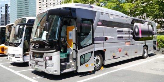 Bus ini bisa membawa penumpang ke 'luar angkasa'