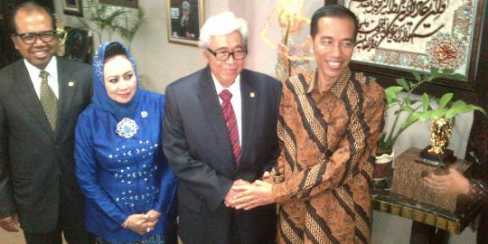 Taufiq Kiemas meninggal, Jokowi datangi rumah duka