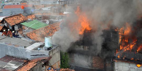 Si jago merah bakar 22 ruko di Pasar Lawang Agung Sumsel