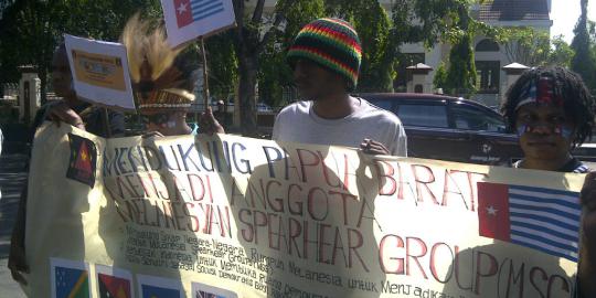 Puluhan mahasiswa Papua tuntut kemerdekaan