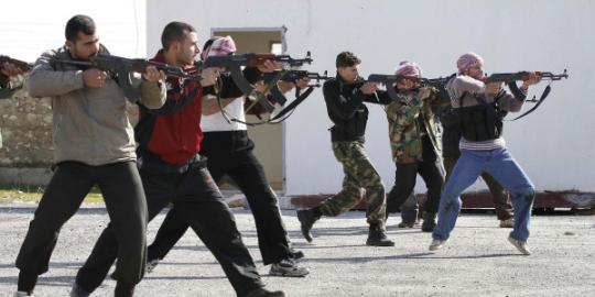 Pemberontak Suriah tembak seorang remaja sebab menghujat nabi