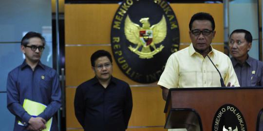 Menko Polhukam & Menlu jumpa pers terkait kerusuhan KJRI Jeddah