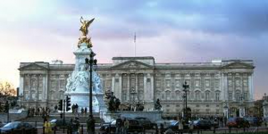 10 istana paling menakjubkan di dunia