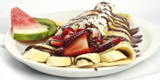 [Resep] Yuk, bikin banana crepes yang manis dan legit!