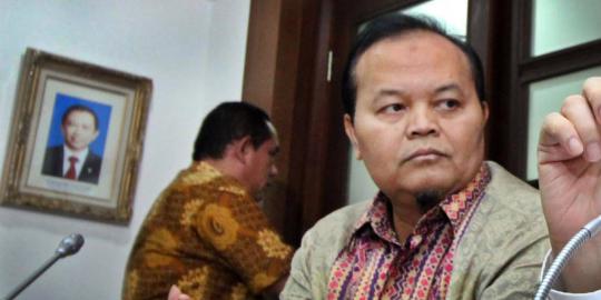 Tolak BBM naik, PKS dihadiahi boneka anak macan