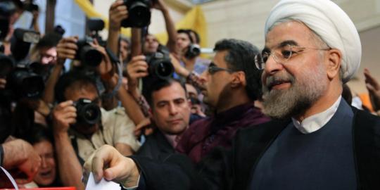 Hasan Rouhani unggul sementara dalam pemilu Iran