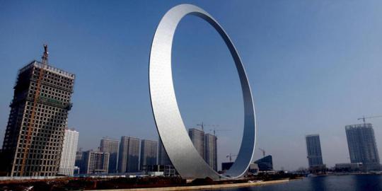 Wow, China bangun 'cincin' raksasa setinggi 157 meter!