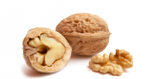cegah rambut rontok dengan 7 makanan ini!