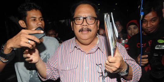 KPK periksa Jhonny Hidayat terkait korupsi bansos Bandung