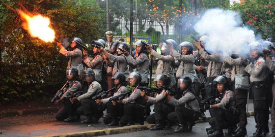 Polda Jambi tahan polisi yang tembak wartawan saat demo BBM