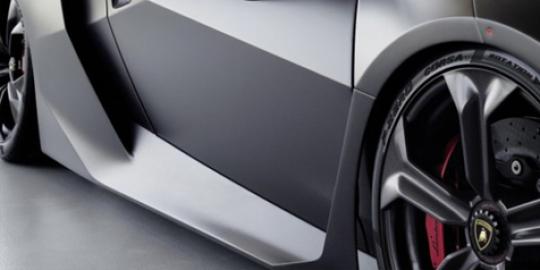 Penerus Lambo Gallardo diluncurkan tahun depan!