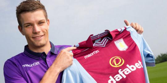 Aston Villa boyong Nicklas Helenius
