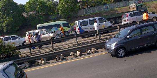Kecelakaan beruntun di Tol Janger, lalu lintas macet