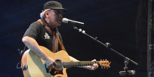 \'Padamu Negeri\' jadi pembuka konser Iwan Fals di PRJ