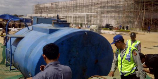 Brimob diduga bekingi penimbunan BBM di proyek Lotte Mart Bogor