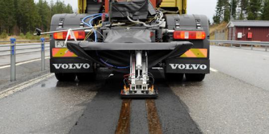 Volvo bangun jalan otomatis isi batrai mobil listrik