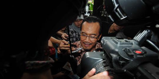 Ditanya nasib PKS di koalisi, Mentan Suswono ngacir