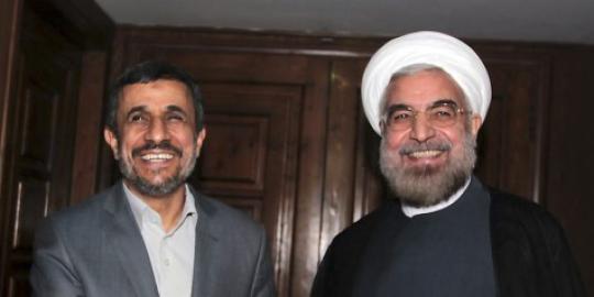 Ahmadinejad ketemu Rouhani