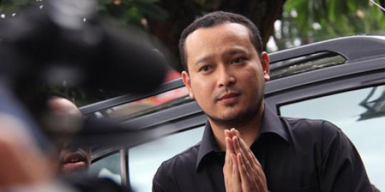 Ditanya rencana pernikahan, Banyu Biru keringetan