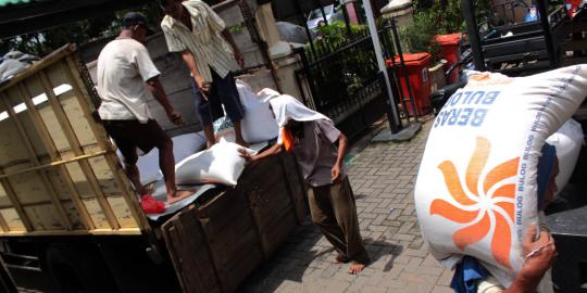 Beras raskin untuk warga Tabanan dicuri