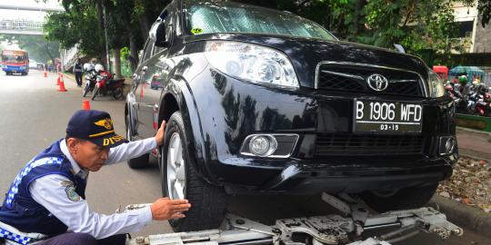 Pekan depan, Dishub DKI tutup parkir liar di Tanah Abang