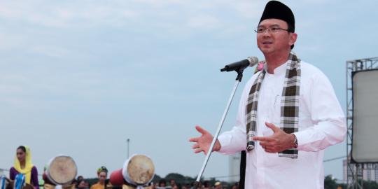Ahok berangkatkan umroh juru kunci makam Pangeran Wijaya Kusuma