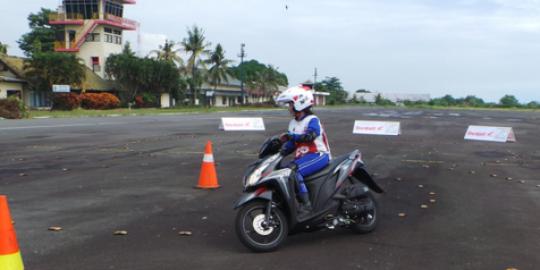 AHM buka kelas perempuan instruktur safety riding