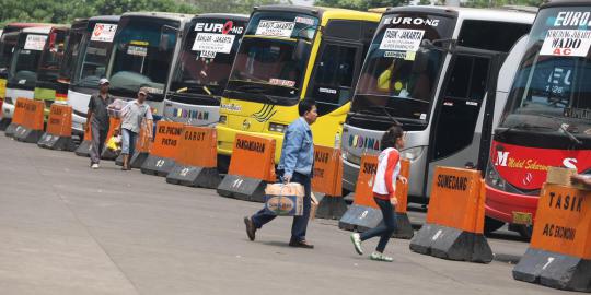 Harga BBM naik, tarif angkutan ekonomi dikenai batas atas
