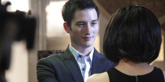 Mike Lewis iri lihat teman bermain bareng anak