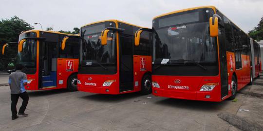 HUT DKI, warga gratis naik Transjakarta