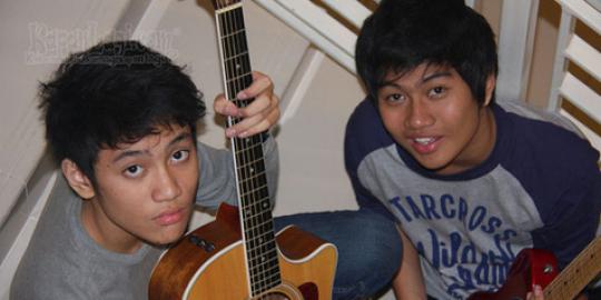 Hobi Cakka dan Elang The Finest Tree, tak cuma musik!