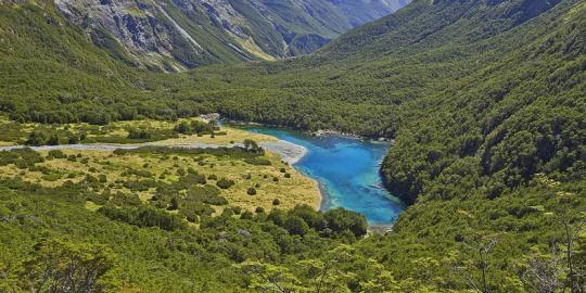 Blue lake, danau terbening di dunia