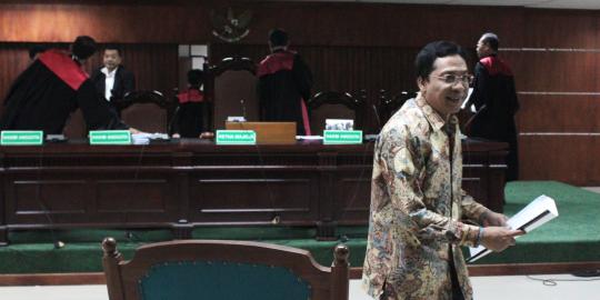 Ahmad Fathanah ternyata juga broker caleg PKS