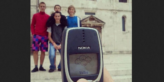 nokia 3310 ternyata lebih baik ketimbang samsung galaxy s4