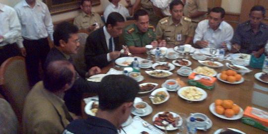 Jokowi makan siang bareng perwakilan warga Waduk Pluit