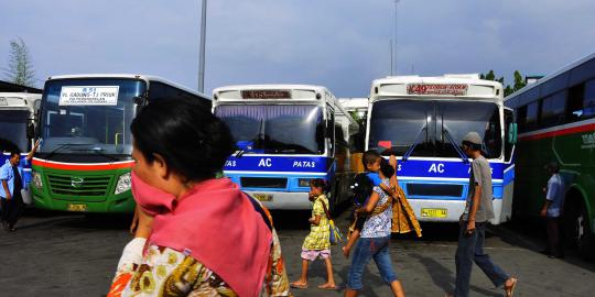 DPRD: Kenaikan tarif angkutan umum urusan Jokowi, bukan kami